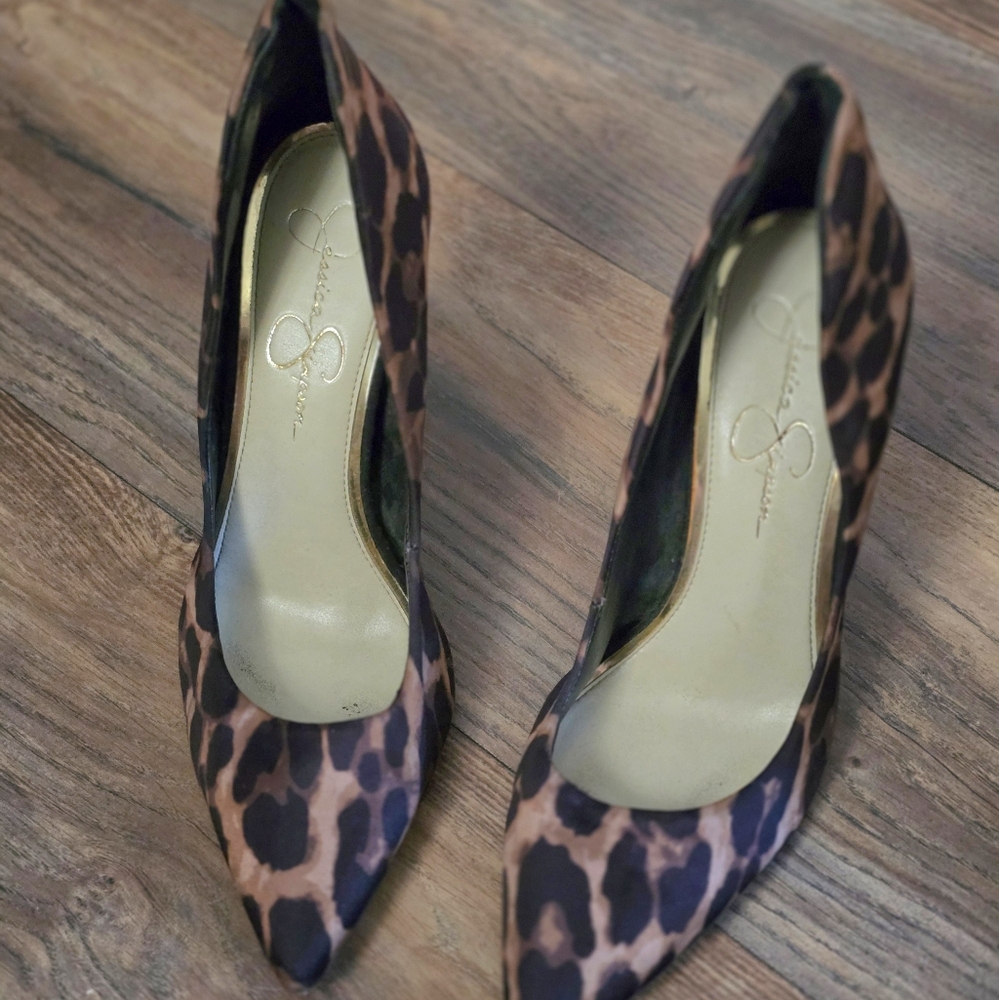 Jessica Simpson Leopard Pump 9.5